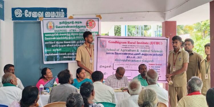 மதுரை மாவட்ட அலங்காநல்லூரில் முதலமைச்சரின் உழவனைத்தேடி திட்டம் வேளாண்மை துறைமூலம் ஊர்சேரி கிராமத்தில் அப்பகுதி விவசாயிகளுக்காக நடைபெற்றது.