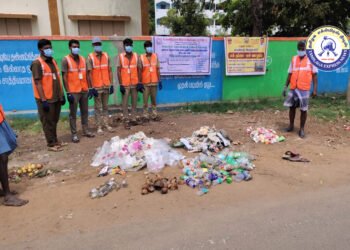 திண்டுக்கல் காந்திகிராம வேளாண் மாணவர்கள் குப்பை அகற்றல் மற்றும்மறு உற்பத்தி விழிப்புணர்வு.