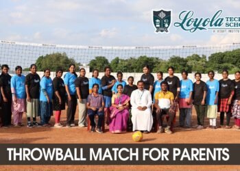 திண்டுக்கல் லயோலா டெக் பள்ளியில் பெற்றோர்களுக்கான 2025 பெண்களுக்கான பந்து வீசும் போட்டி நடைபெற்றது ‌.